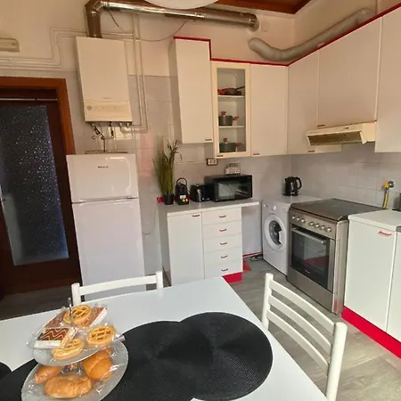 5 Min Dalla Stazione Centrale * La Spezia