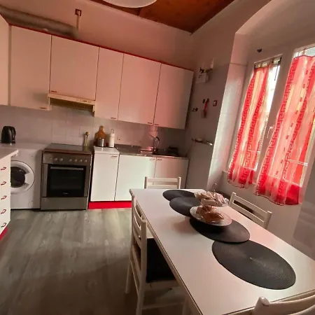 5 Min Dalla Stazione Centrale *