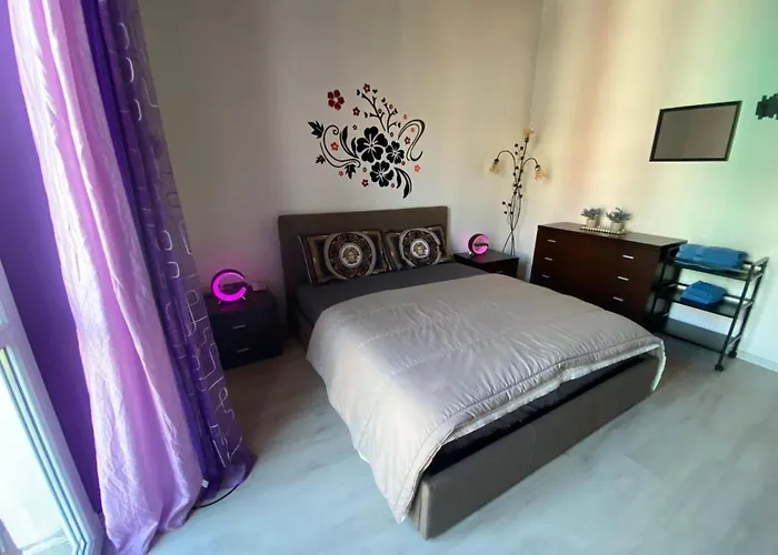 5 Min Dalla Stazione Centrale Апартаменты *